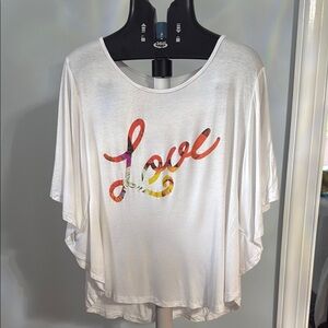 Love Graphic Relaxed “Poncho tee” Short Sleeve Tee